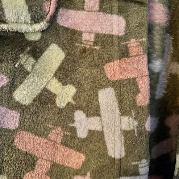 NEW..okie dokie airplane children’s bathrobe size 7 flame resistant - Picture 3 of 7